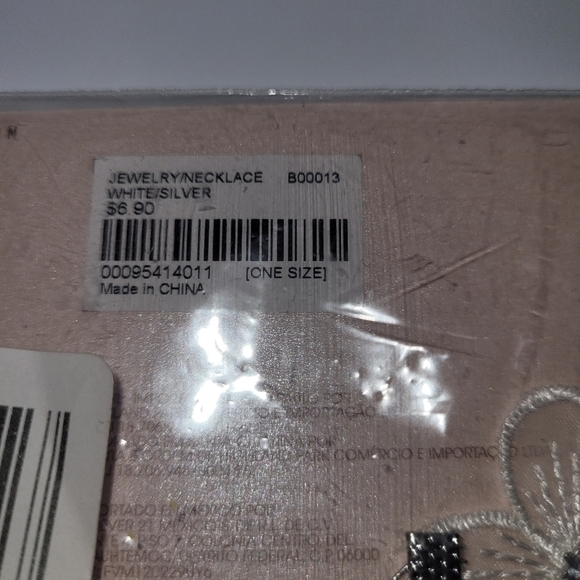 Forever 21 choker Necklace NEW - Picture 3 of 5